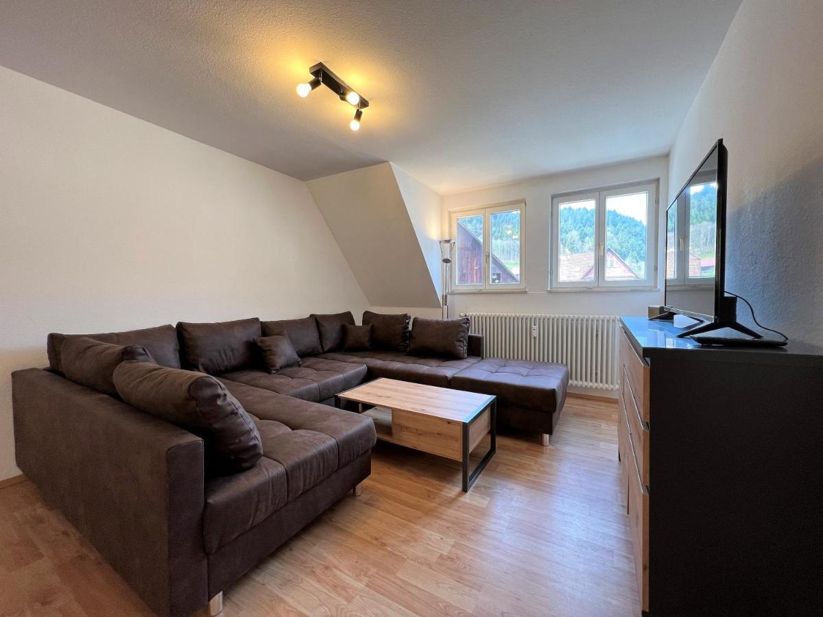 Ferienwohnung Kinzigblick - Balkon - Fuer Kinder - Mit Bettwaesche & Handtuecher 스첸켄젤 외부 사진