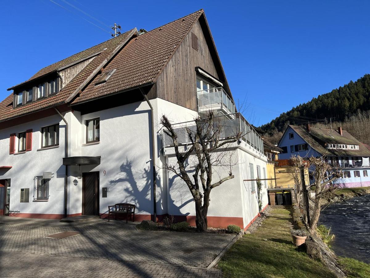 Ferienwohnung Kinzigblick - Balkon - Fuer Kinder - Mit Bettwaesche & Handtuecher 스첸켄젤 외부 사진